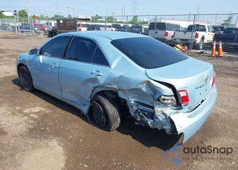 2007 Toyota Camry Le z USA, uszkodzony, nr VIN 4T1BE46K27U642437